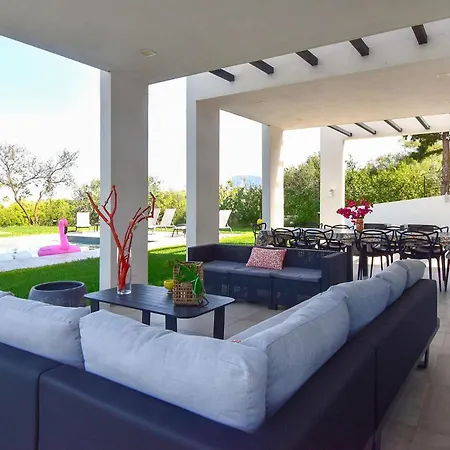 Casa vacanze 5 Bedroom In Trappeto (Sicily)