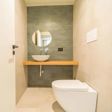 5 Bedroom In * Trappeto (Sicily)