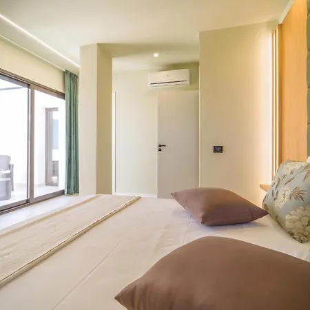 5 Bedroom In Trappeto Holiday home