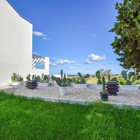 5 Bedroom In Trappeto * Trappeto (Sicily)